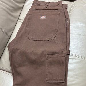 Dickies Relax Fit Brown Cargo Carpenter Pants. NWOT.  Size 32/35